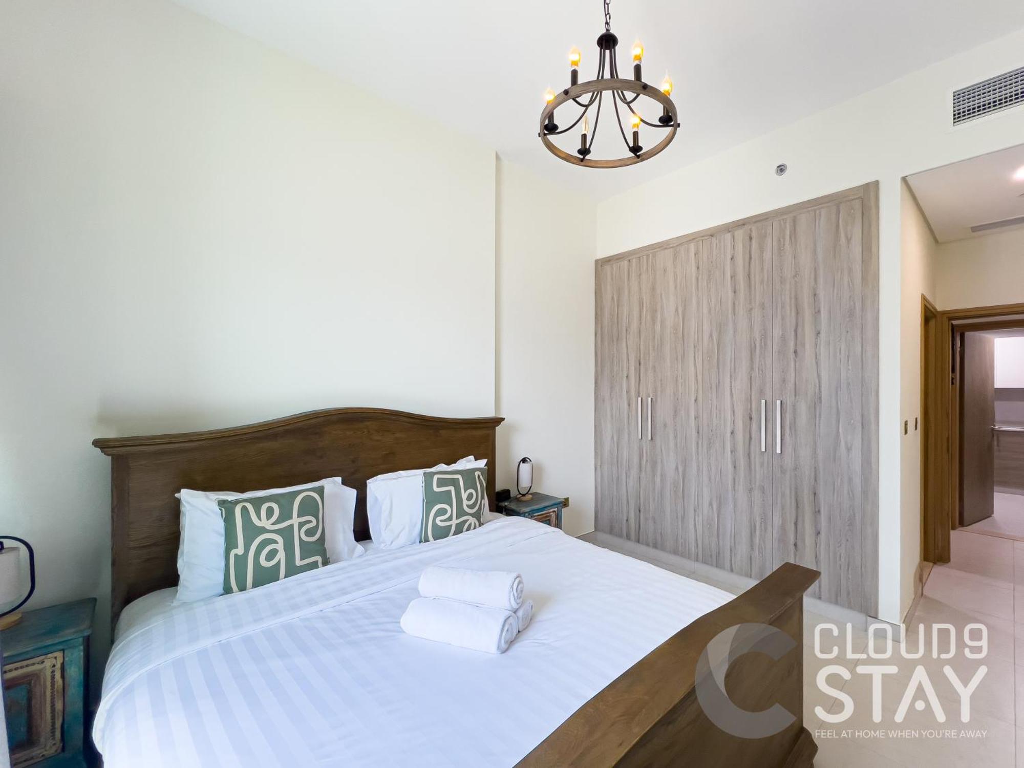 Cloud 9 - The Bay Tower دبي