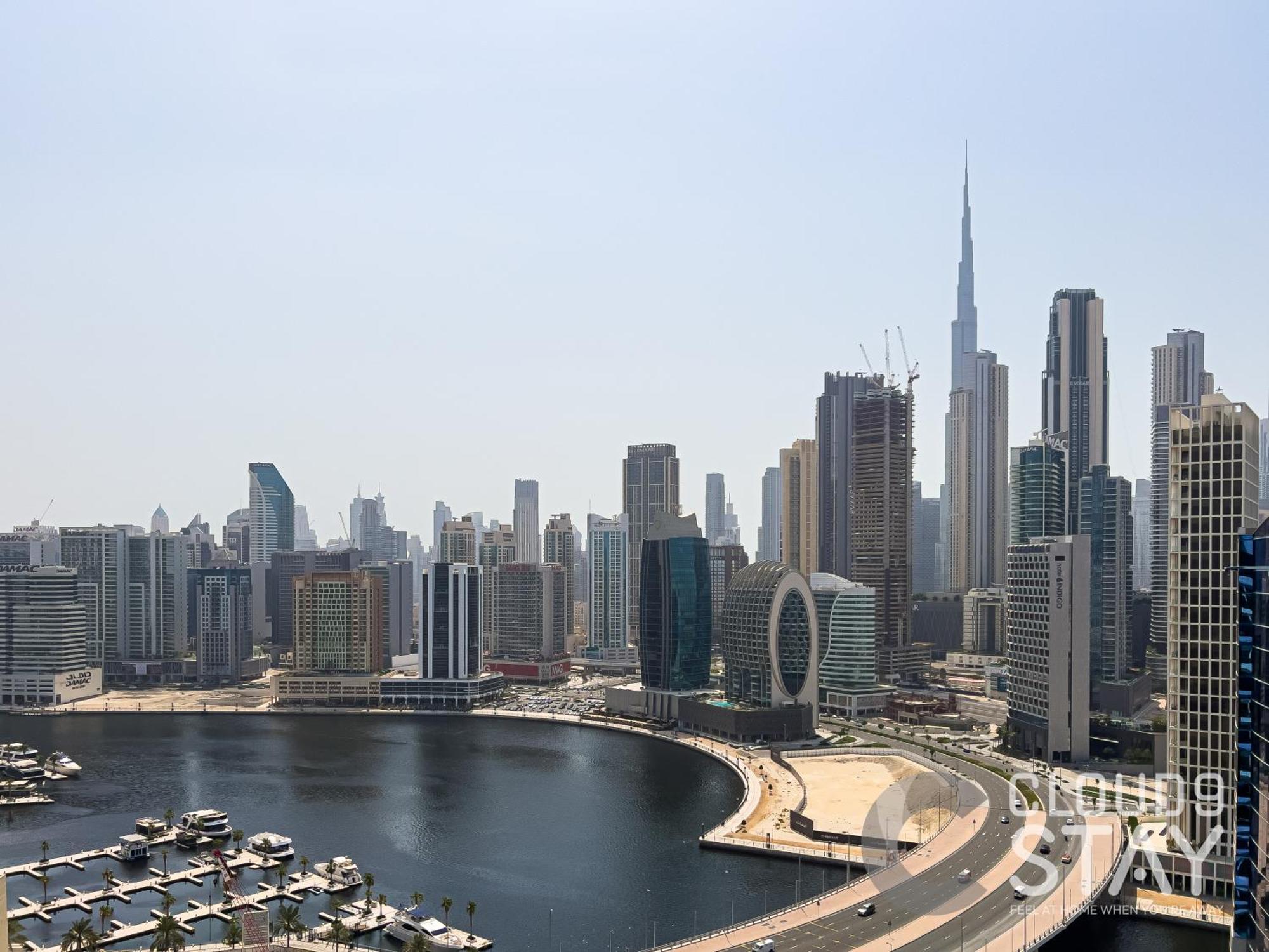 Cloud 9 - The Bay Tower شقة