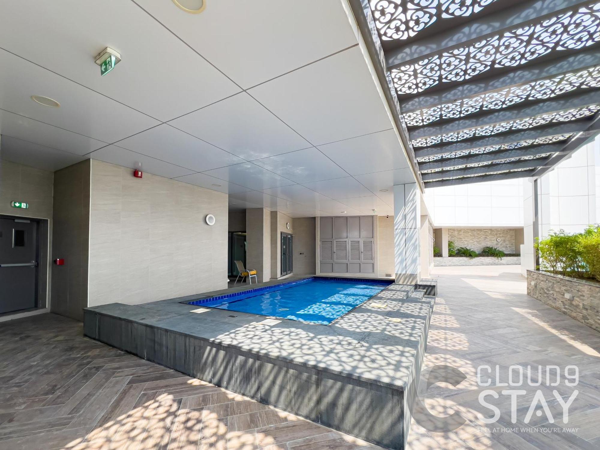 Cloud 9 - The Bay Tower * دبي