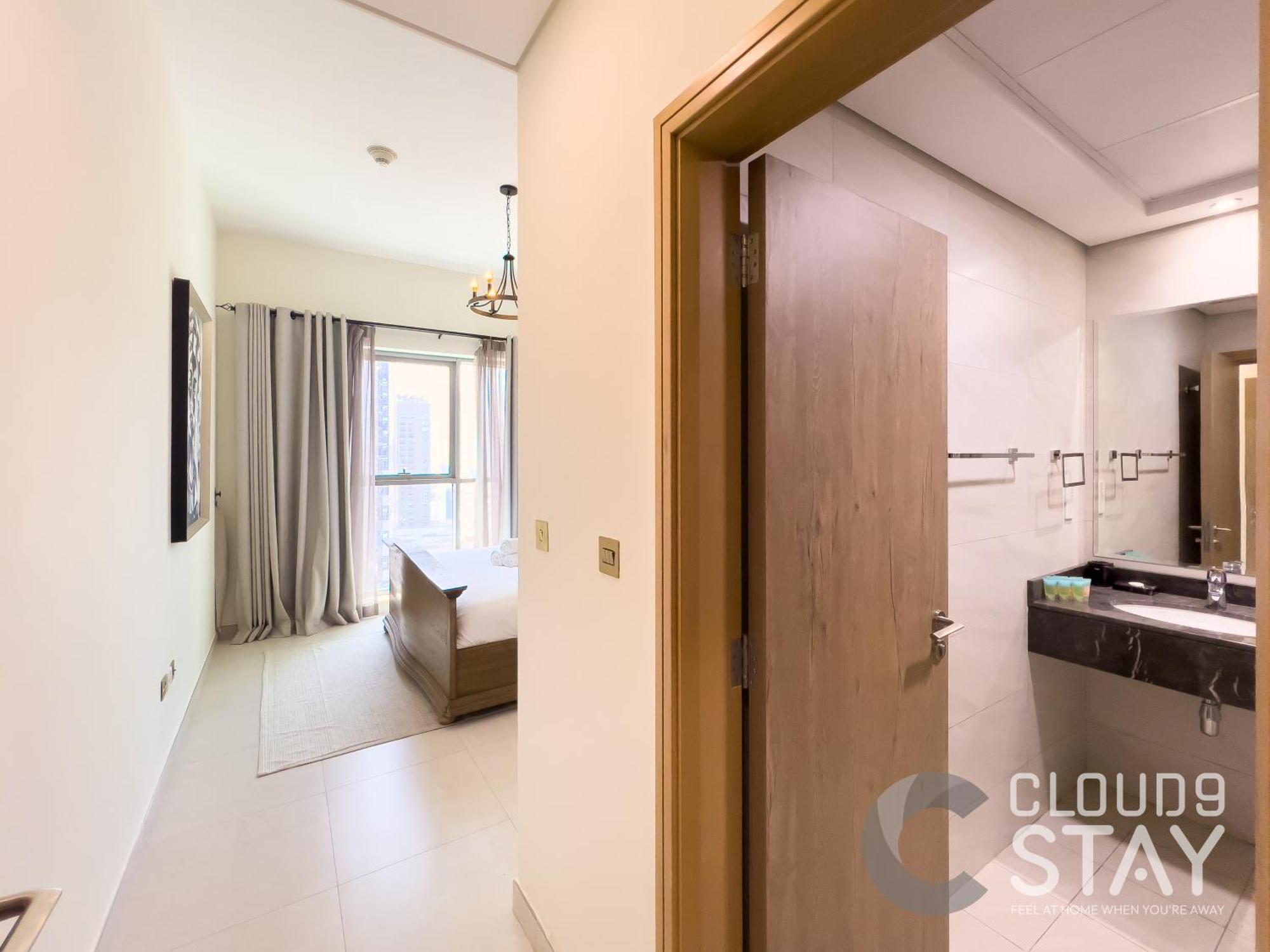 Cloud 9 - The Bay Tower شقة دبي